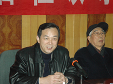 2007年12月 济南市委常委、副市长殷鲁谦莅临集团指导工作